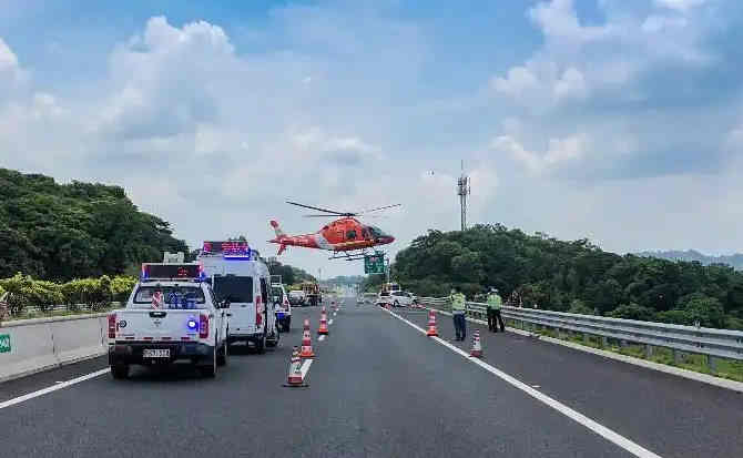 甘洛高速公路汽车救援案例